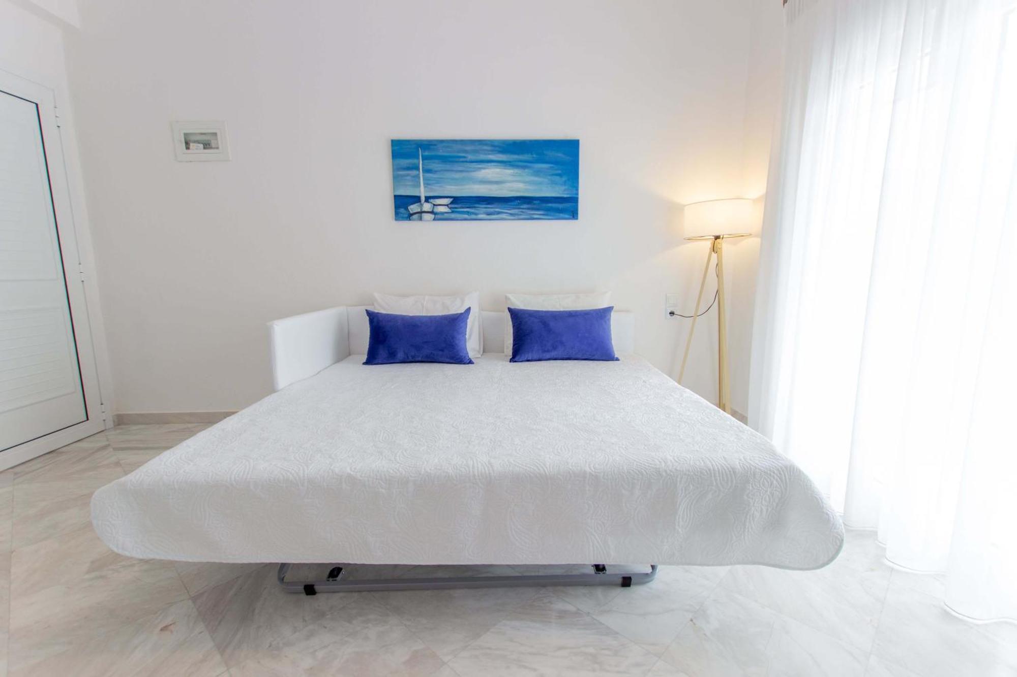 אספרובלטה Ilion Luxury Apartments מראה חיצוני תמונה